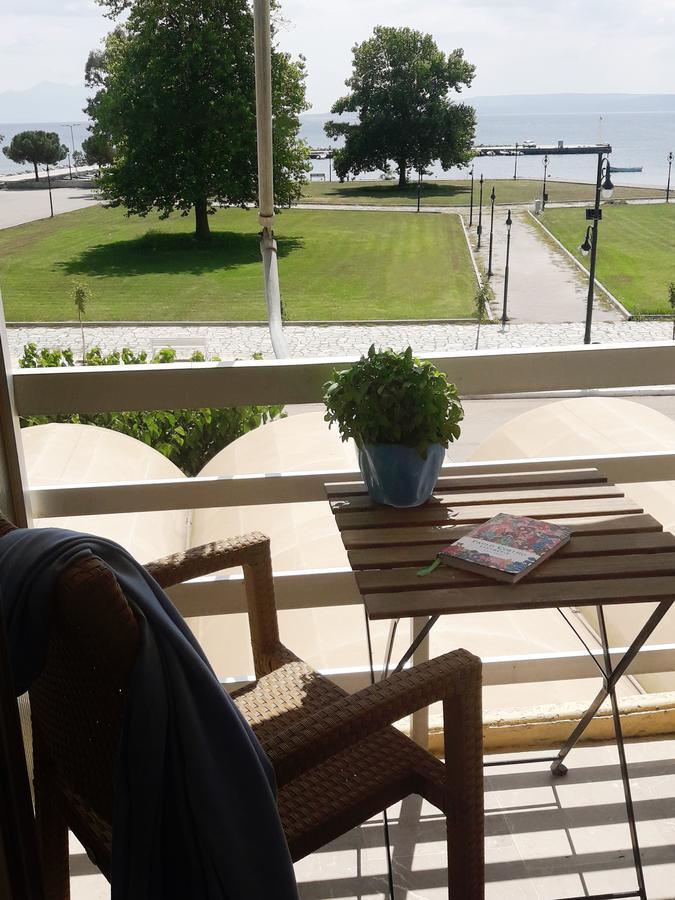 Hotel Florakis Livanátai Buitenkant foto